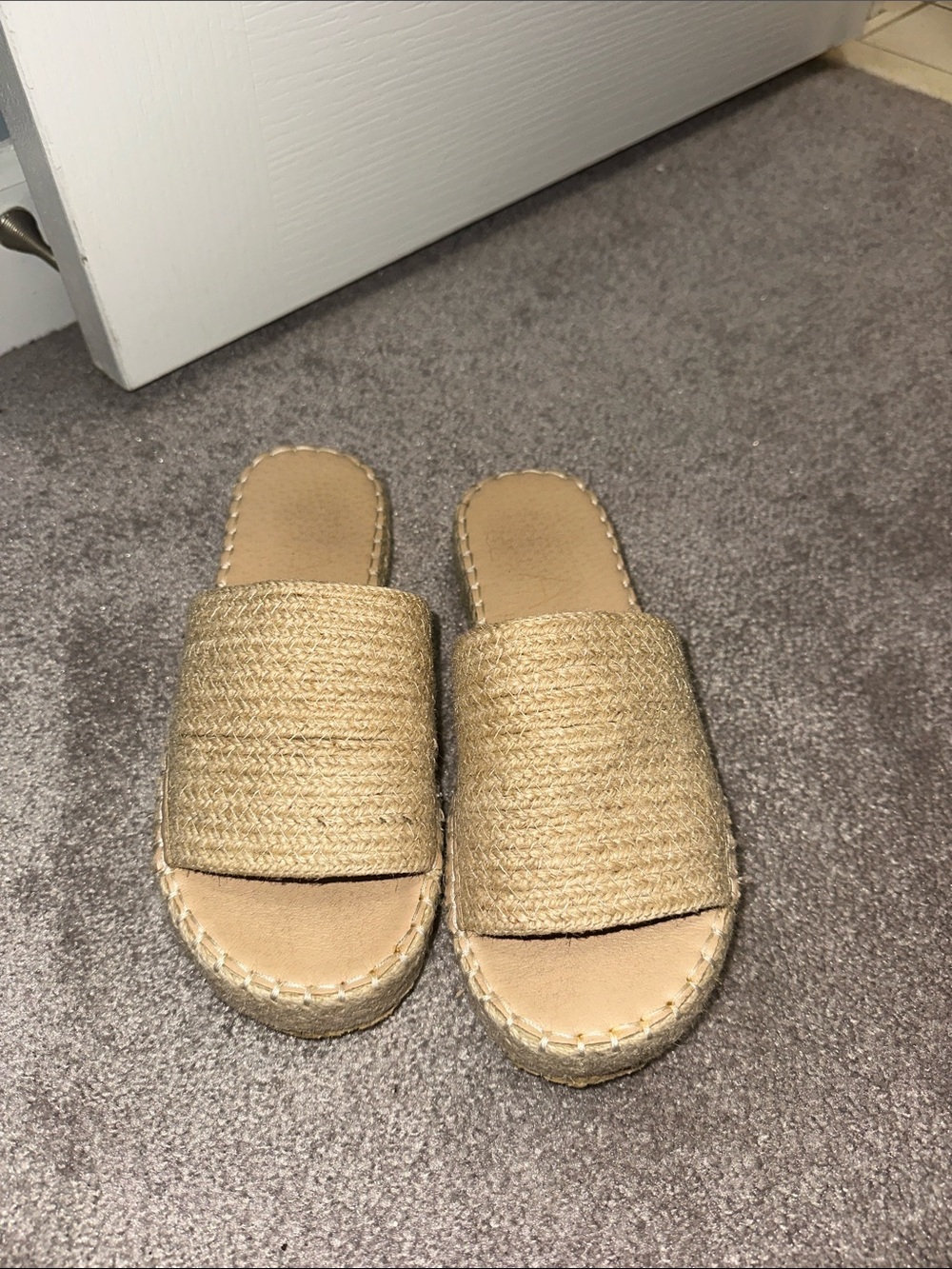 Woven Slide Sandals in Natural Tan